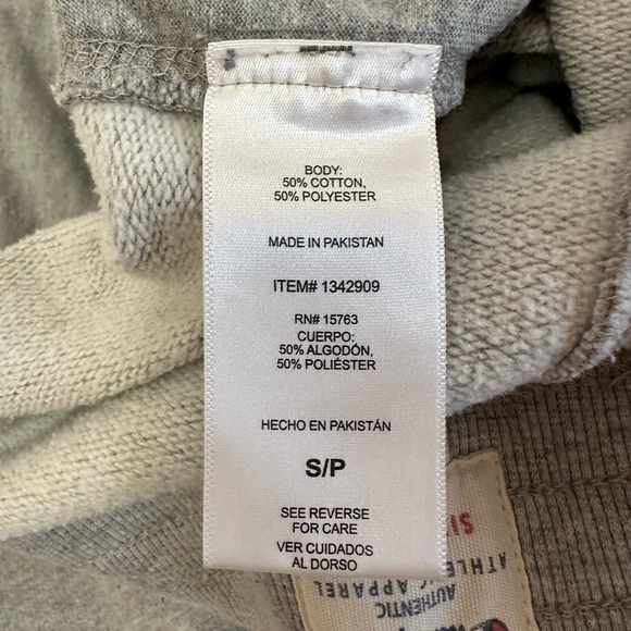 Men’s Champion sweats. Size small. - Picture 8 of 9